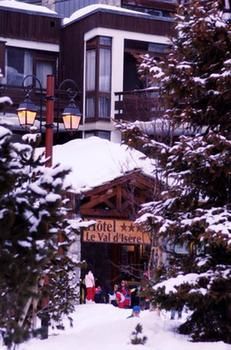 Chalet Hotel Le Val D'Isere Exterior photo